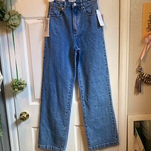 Long and wide light blue jeans from Abrand